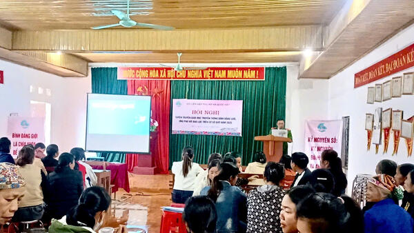 CÔNG AN XÃ TĂNG CƯỜNG TUYÊN TRUYỀN PHÒNG CHỐNG LỪA ĐẢO CHIẾM ĐOẠT TÀI SẢN TRÊN KHÔNG GIAN MẠNG