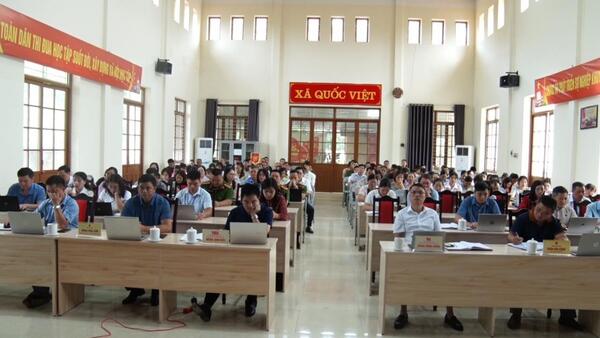 XÃ QUỐC VIỆT THAM DỰ TRỰC TUYẾN HỘI NGHỊ NGHIÊN CỨU, HỌC TẬP, QUÁN TRIỆT VÀ TRIỂN KHAI THỰC HIỆN NGHỊ QUYẾT HỘI NGHỊ LẦN THỨ BA BAN CHẤP HÀNH TRUNG ƯƠNG ĐẢNG KHÓA XIV